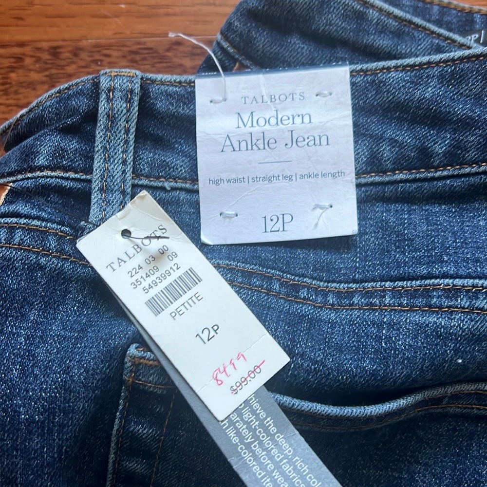 NWT modern ankle Jean
